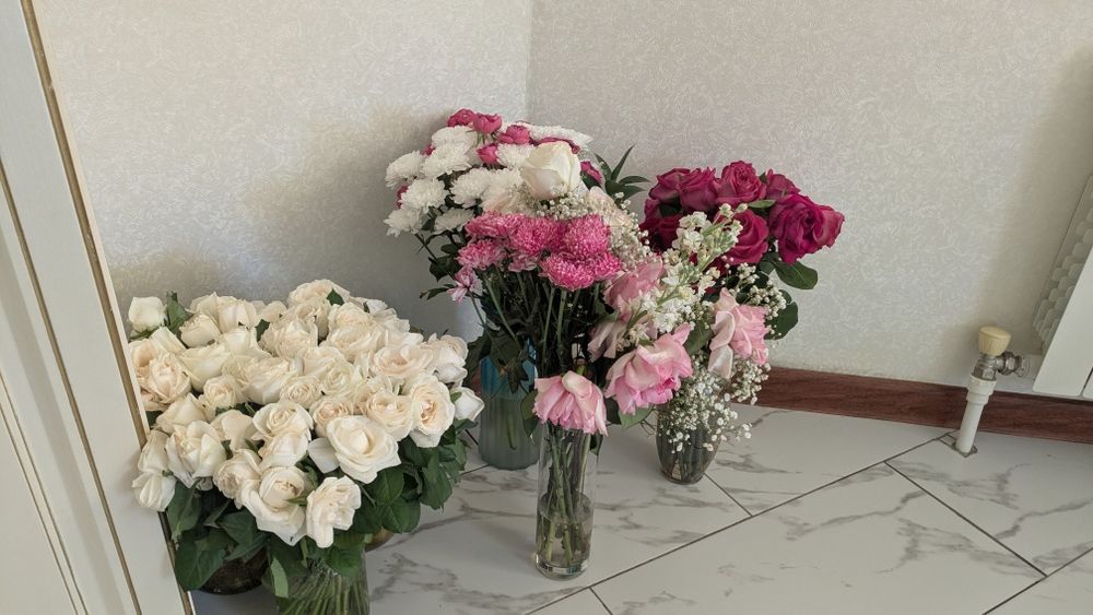 Свежие букеты цветов