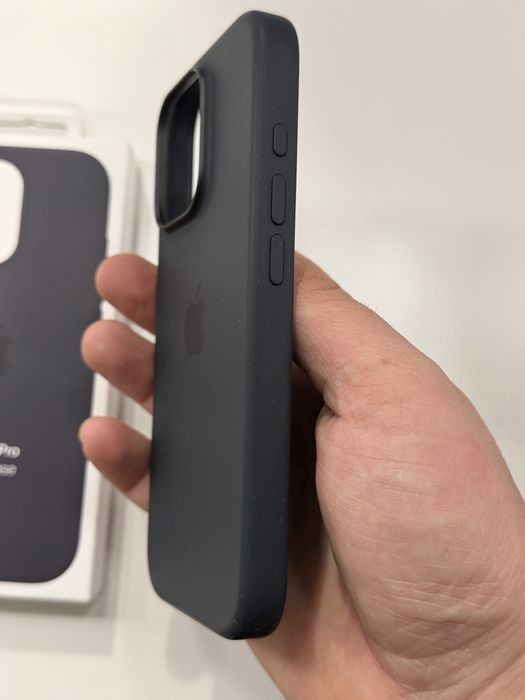 Протектор за iphone 16 pro