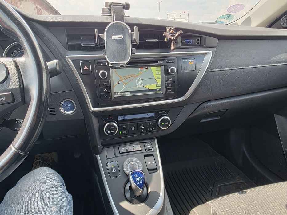 TOYOTA AURIS HYBRID 2014 160.000km