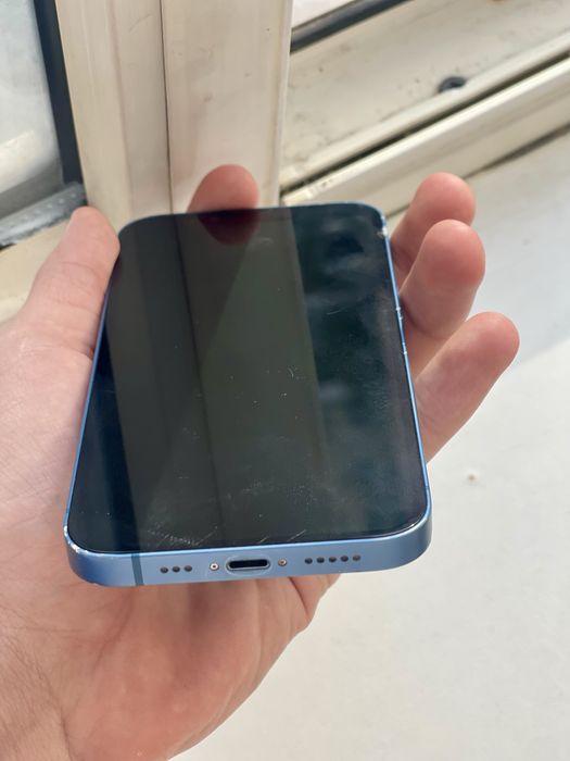 Продам IPHONE 13 128GB