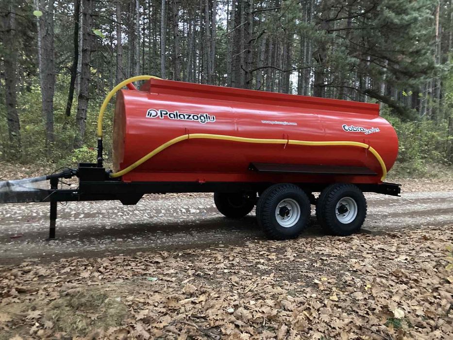 Водоносно ремарке 8000 литра с помпа