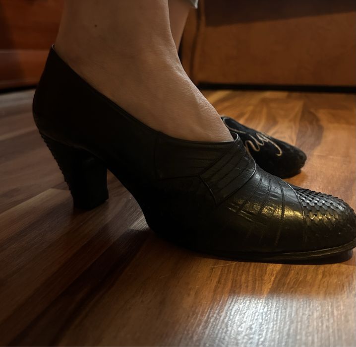 Pantofi vintage de lux din piele de sarpe perioada interbelica