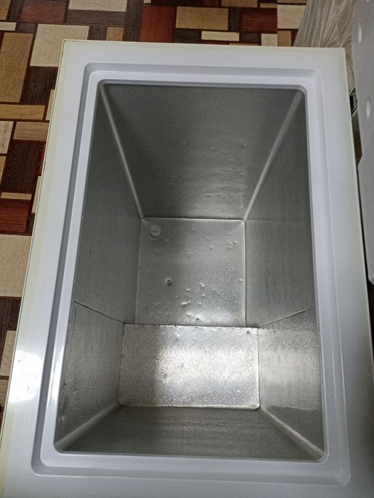 Продам морозильную камеру