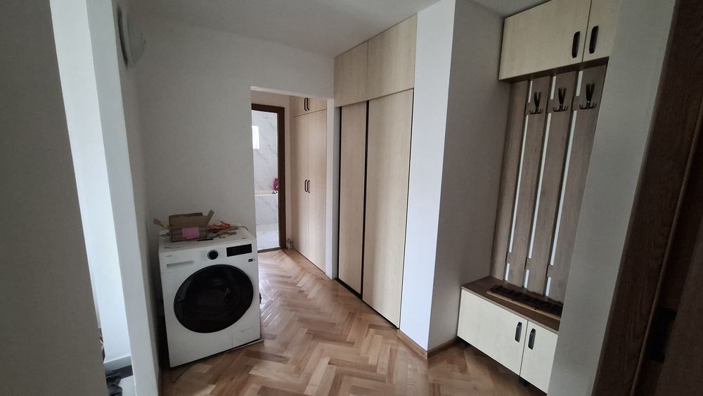 Apartament 2 camere decomandat PB complet renovat zona Nufarul