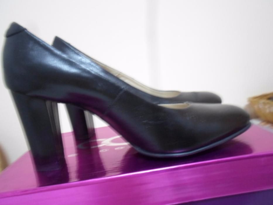 Pantofi piele naturala-noi