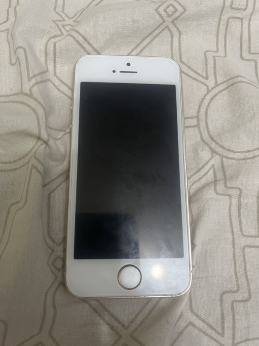 Айфон 5s телефон