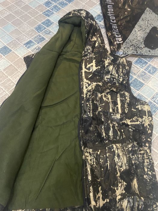 Продам флисовый костюм (осенний лес) 52-54,XL