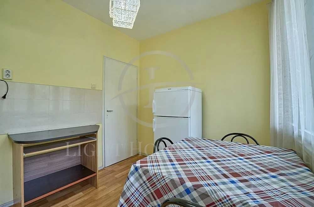 Продава се Двустаен апартамент в Пловдив, Младежки Хълм - 60 кв.м за 1292 €/кв.м - Снимка #1