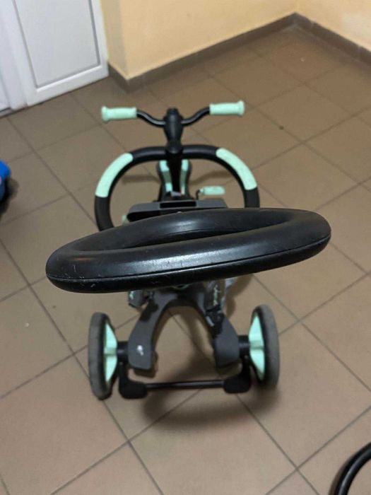 tricicleta Globber Explorer Trike 4 in 1 (în nuanța Mint / Verde mentă)