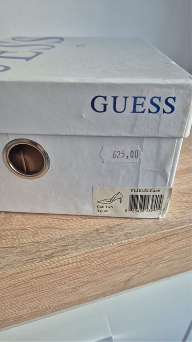 Guess masura 40 stiletto