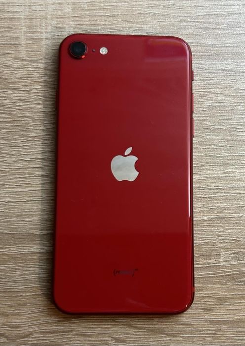 iPhone SE  - Red