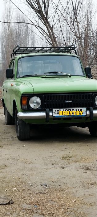 Sotiladi Moskvich 412