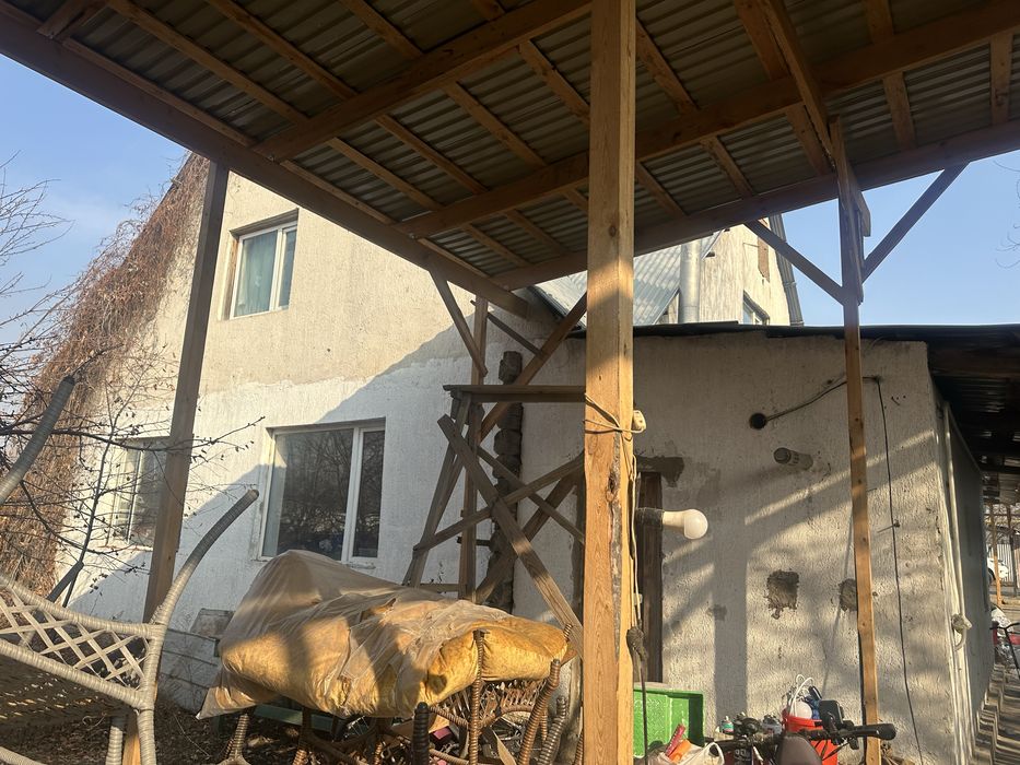 Продам 2 дома на материал