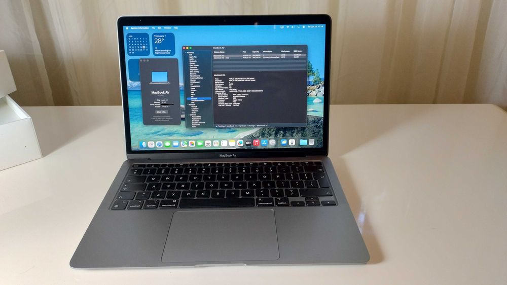 Macbook Air 13", M1 2020, 16GB RAM,  500GB SSD