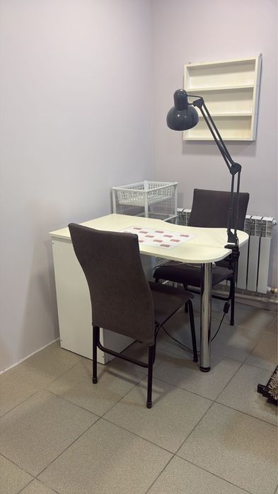 Место для мастера по маникюру