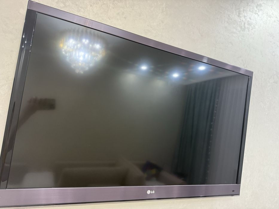 Продам телевизор LG