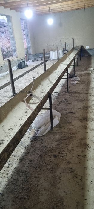 Oxur sotiladi 1 metri 500.000 so'm