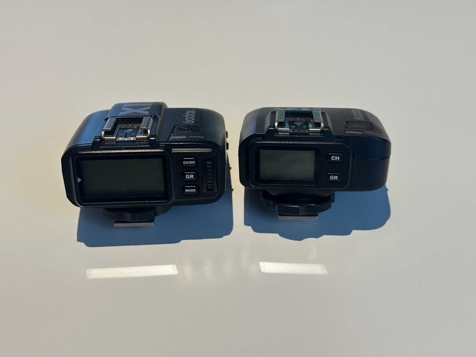 Blitz:  Godox TT685N / Yongnuo YN565EX / Declansatoare Godox X1T X1R / + BONUS
