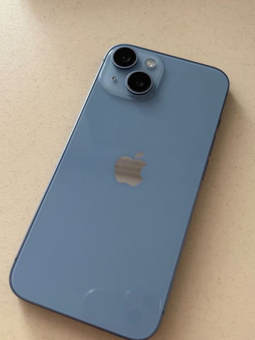 Продам IPhone 14