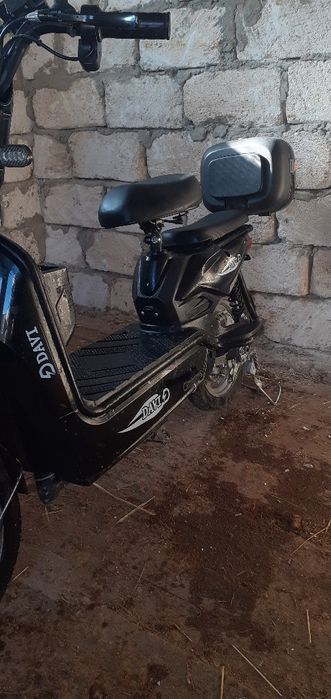 Электроскутер Davi