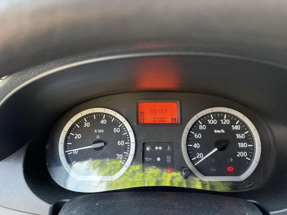 Vand Logan, primul proprietar. Doar 86000 km.