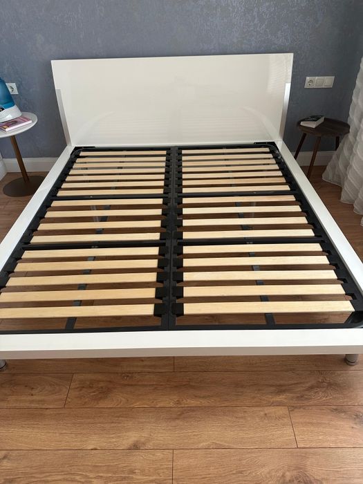 Продам кровать двухспалку