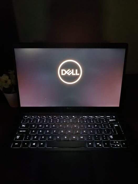 Dell Latitude 7320 – i5-1145G7 | 16GB RAM | 256GB NVMe | Nou 4 ore funcționare!