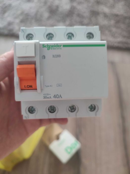 УЗО Schneider Electric "Домовой" ВД63