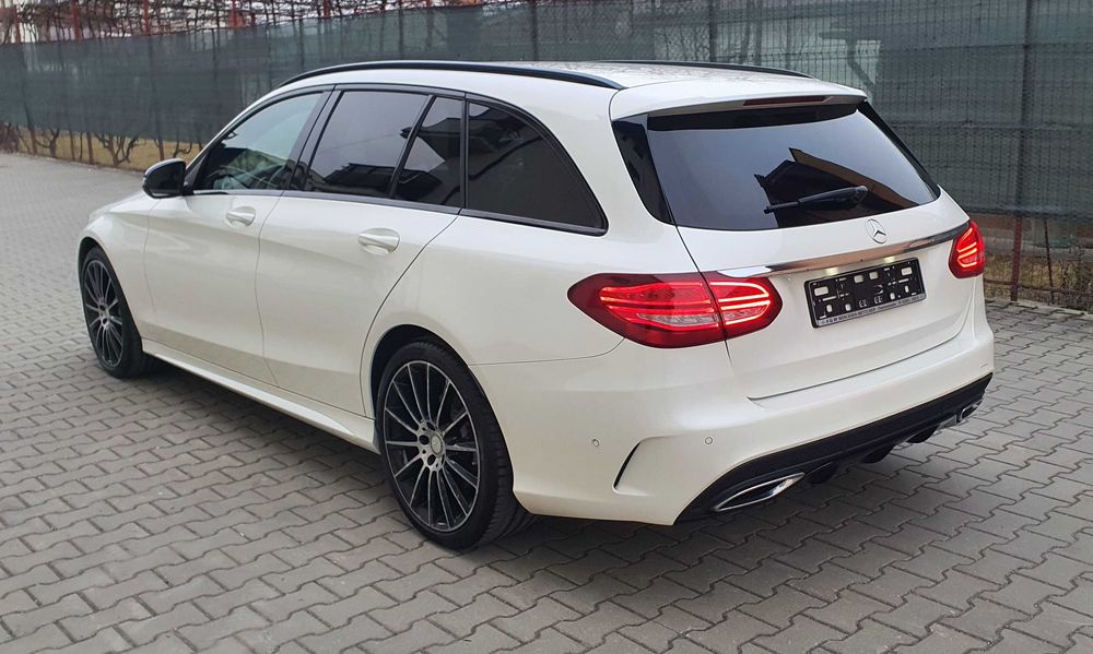 Mercedes C-Klass 220D AMG Pachet Interior-Exterior Led Navi Camera
