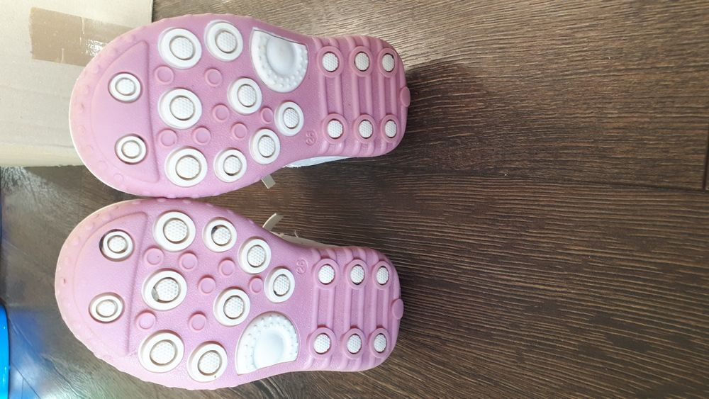 Топли боти 25 номер