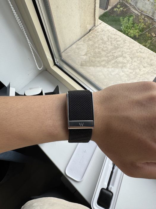 Фитнес браслет Whoop MG