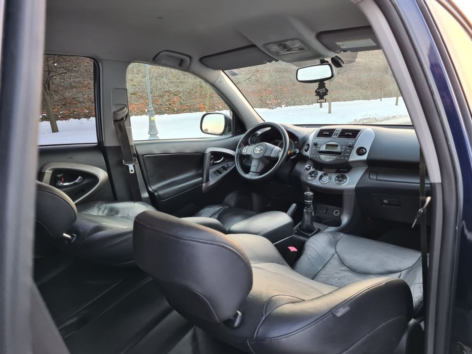*Vând TOYOTA RAV 4/2.2D *4×4 Piele Keyless Matriculat Recent unic pro-