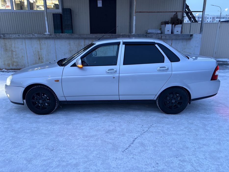 Продам приору в хорошем состояние