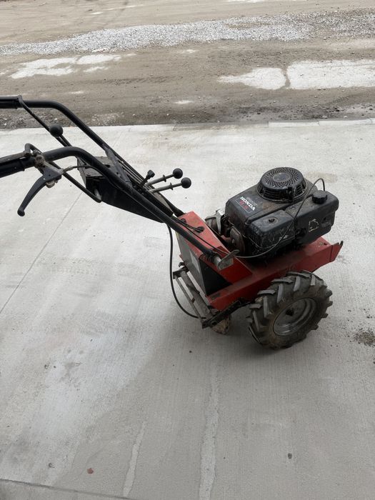 Мотоблок Hako 8.5 к.с 200€