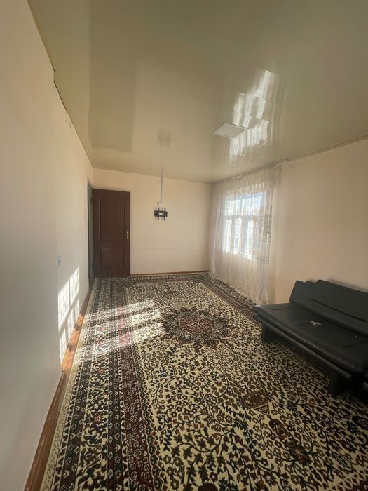 Продаю 1 комнатная квартира на 4/4 этаже