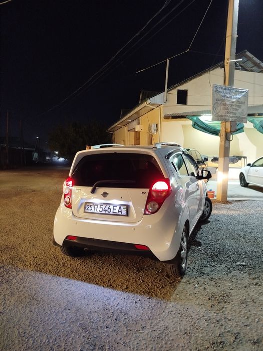 Ravon Spark full poz