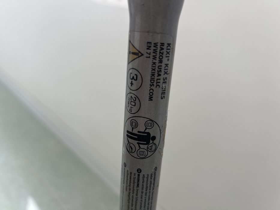 Самокат Razor monster kix