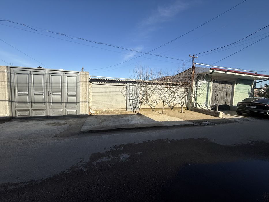 Продаю участок 2 сотки.куйлюк базар ориентир.8*23 участок ровный