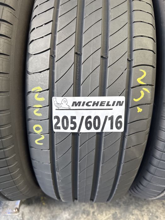 205/60/16 Michelin