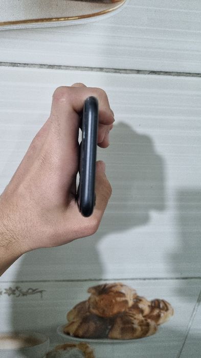 Iphone 7 32gb tel ideal srochni