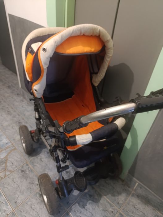 Продам детскую коляску