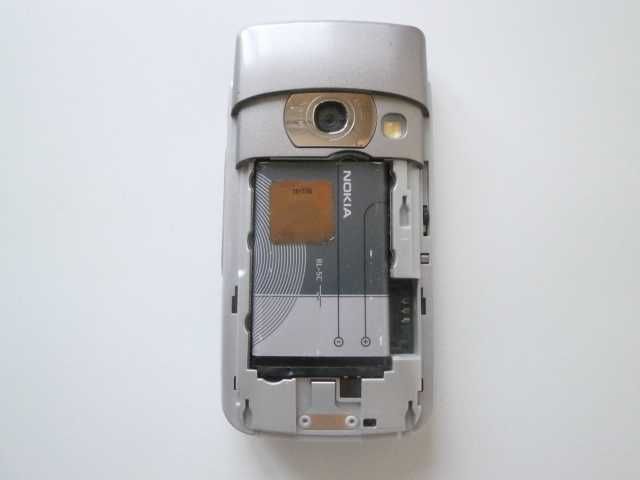 Телефон Nokia 6680