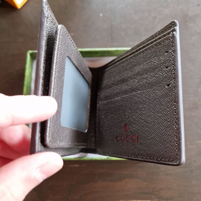 Portofel gucci nou