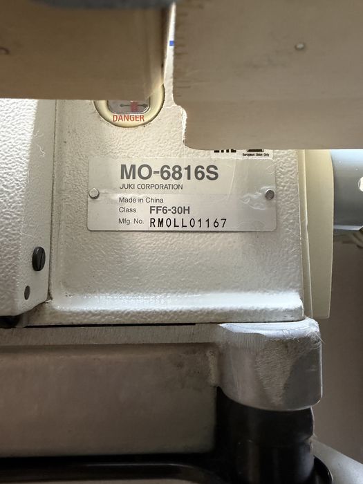 Masina cusut Juki MO-6816S