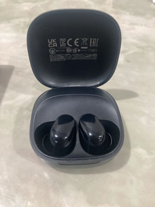 Продам без провадные наушник