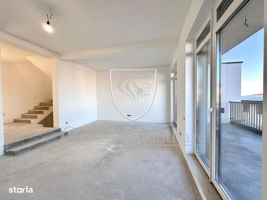 Duplex de vanzare 270 mp, zona Floresti