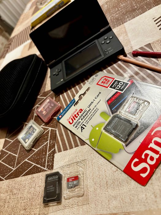 Nintendo DSI ново