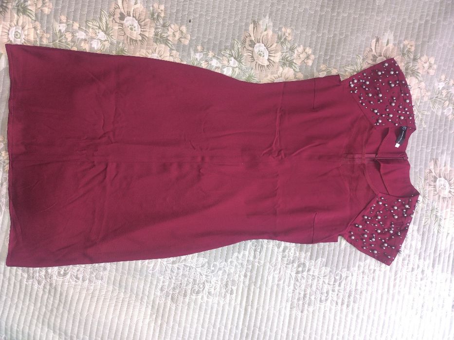 Платья вечерние и на выход