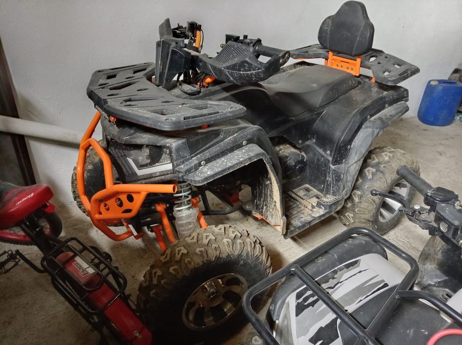 Продам квадрацыкл 2 куб