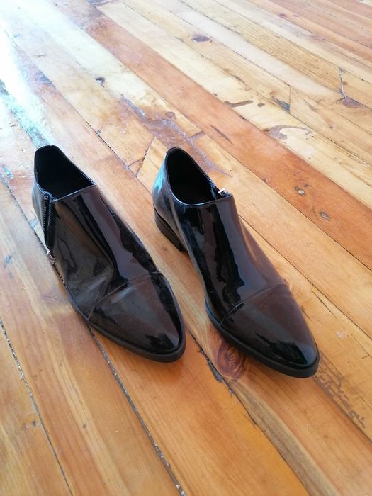 ЕЛЕГАНТНИ Обувки- 35 и 36 номер